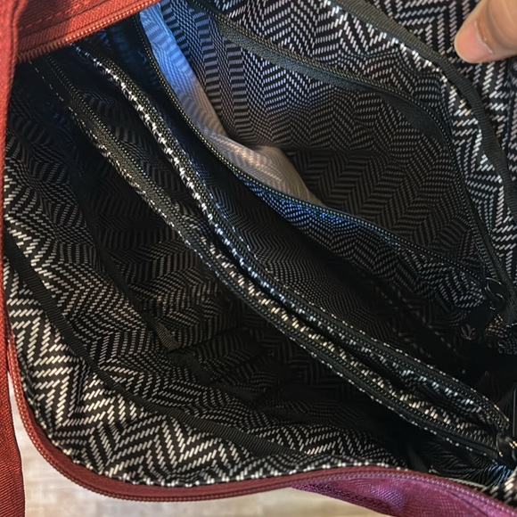 OGIO crossbody purse - Picture 3 of 3
